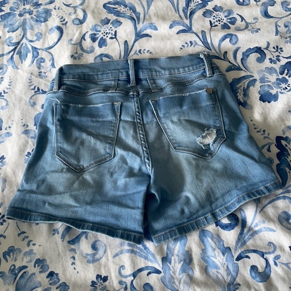Bebe Distressed Blue Jeans Shorts Size 25 - Picture 5 of 8